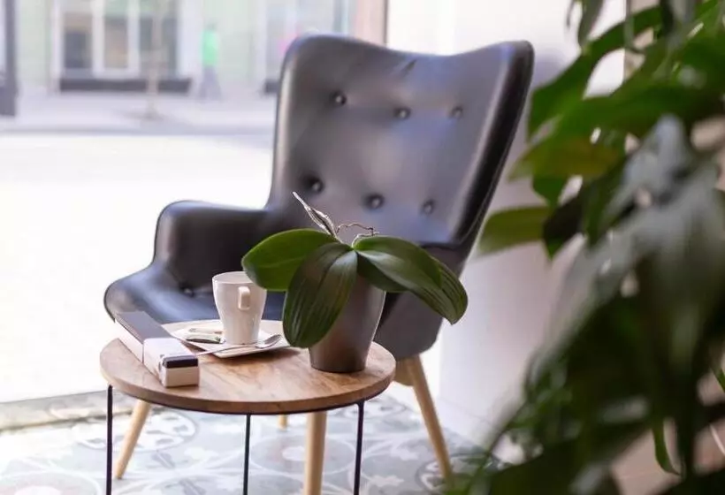 هتل Center Ljubljana