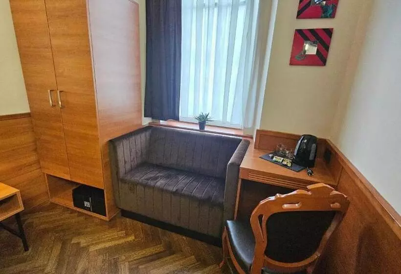 هتل Center Ljubljana