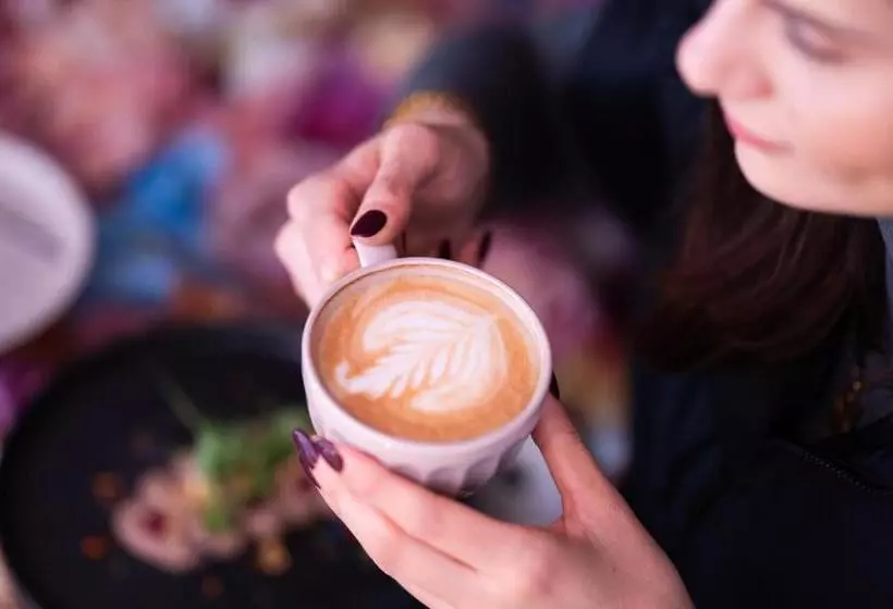 هتل Center Ljubljana