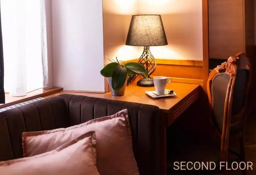 هتل Center Ljubljana