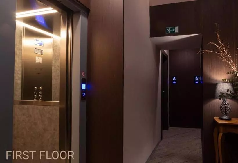 هتل Center Ljubljana