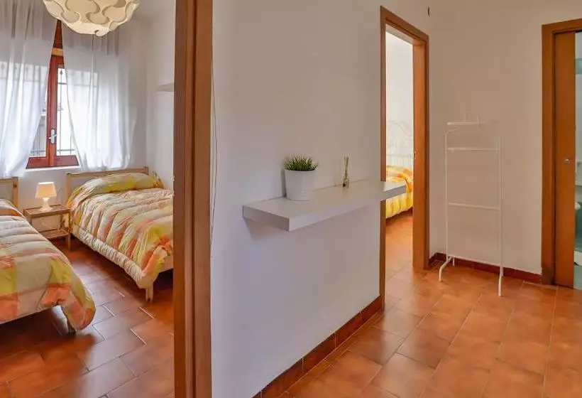 בית מלון כפרי Delfa