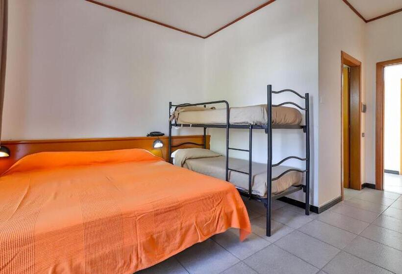 בית מלון כפרי Delfa