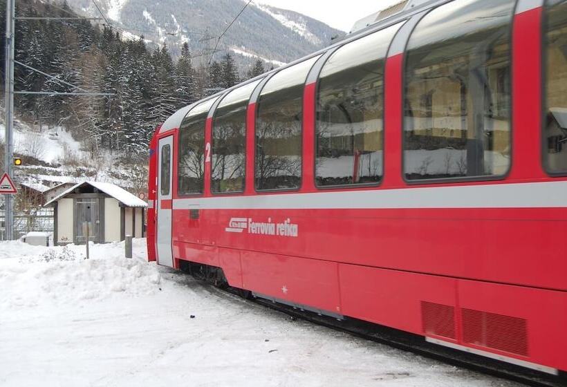 ホテル Delle Alpi