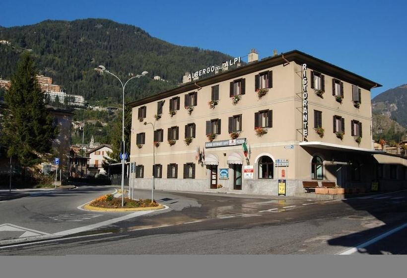 ホテル Delle Alpi