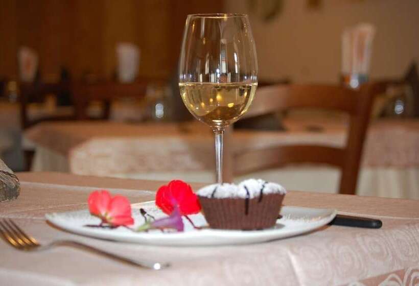 ホテル Delle Alpi