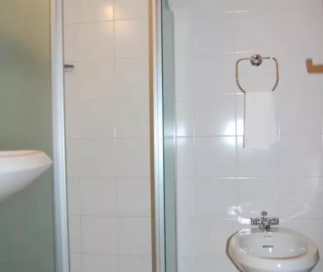 בית מלון כפרי Delle Alpi