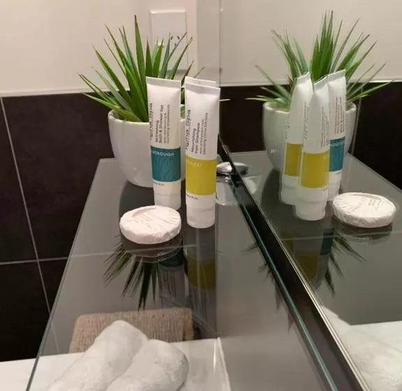 فندق Forest Lodge