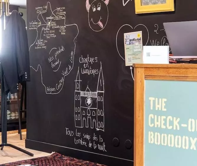 هتل Greet Chartres Est