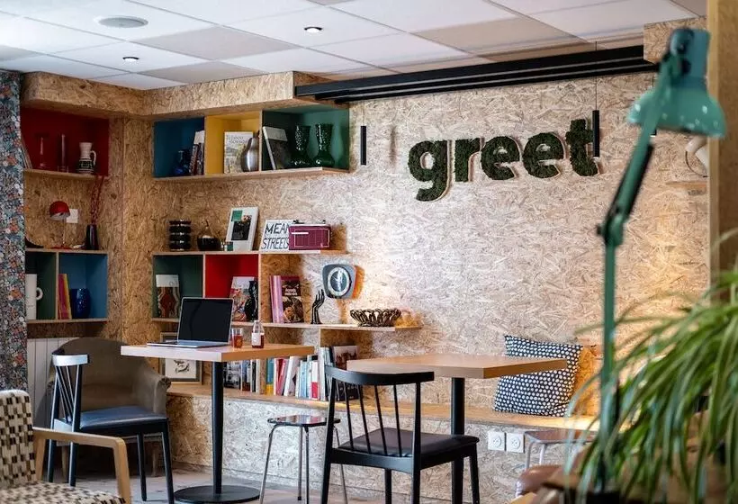 هتل Greet Chartres Est