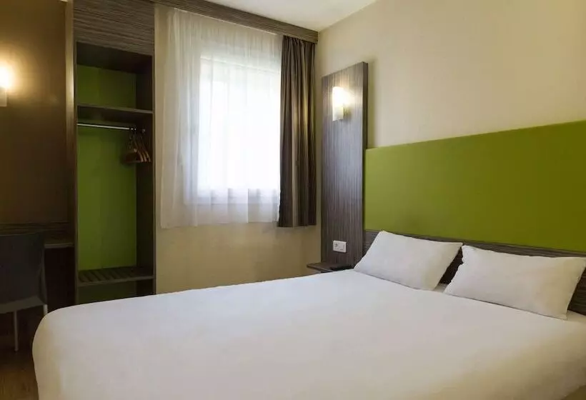 هتل Greet Chartres Est