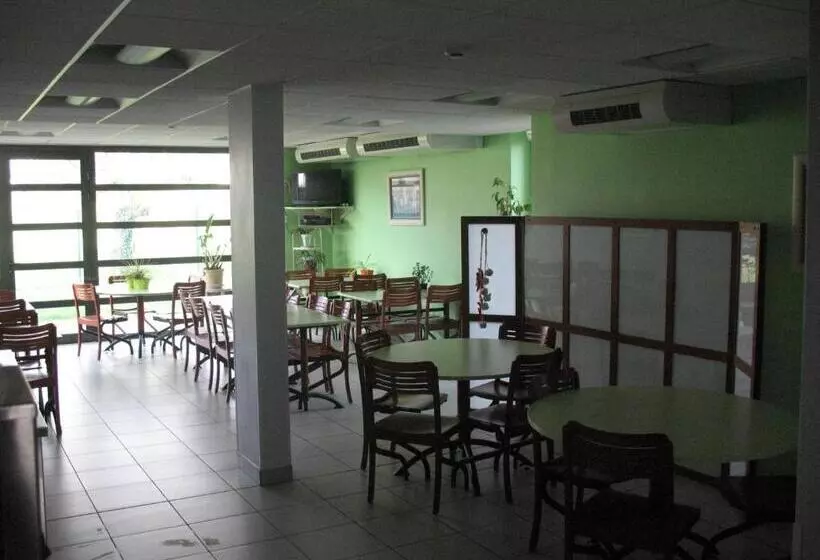 ホテル Home Du Buisson Hôtel Des Familles
