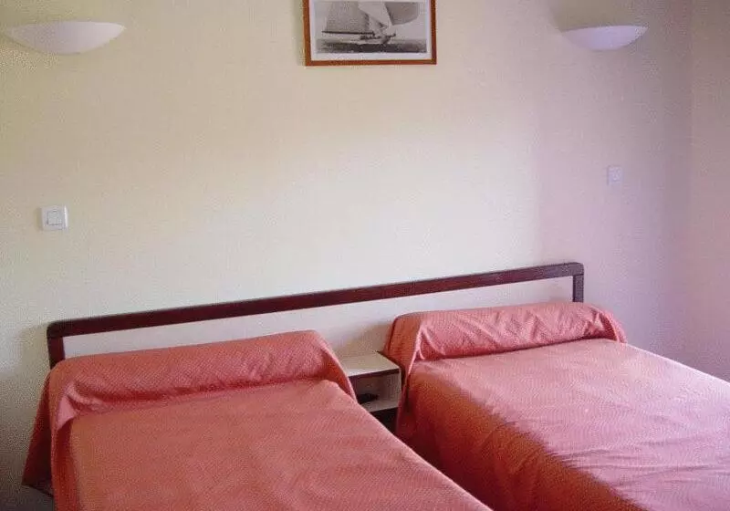 ホテル Home Du Buisson Hôtel Des Familles