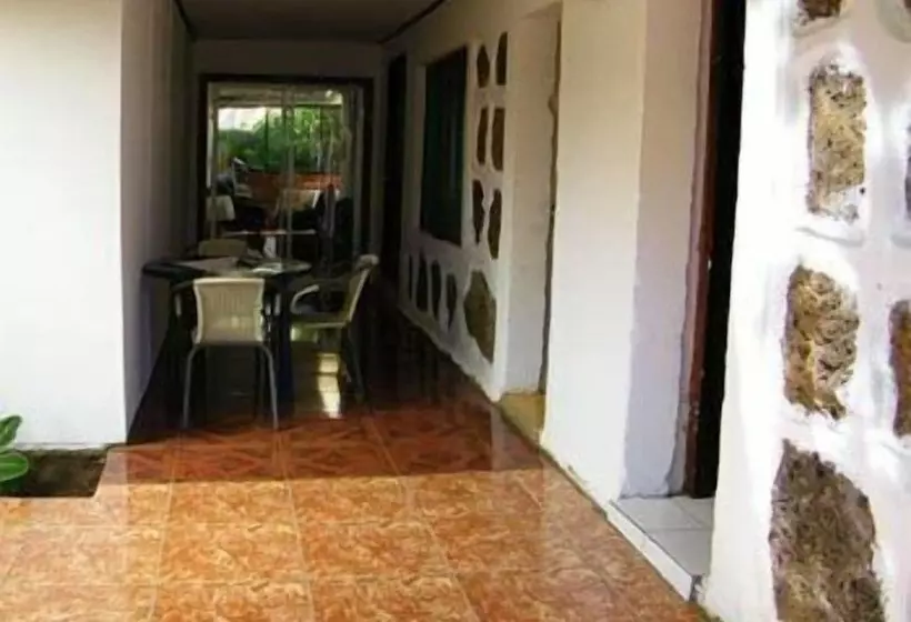 Hotell Hostal Noa Ariki