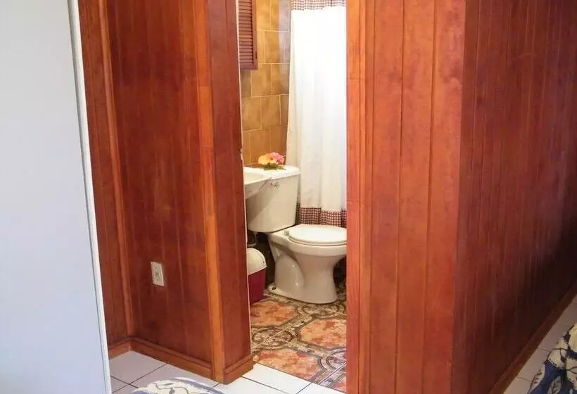 Hotell Hostal Noa Ariki