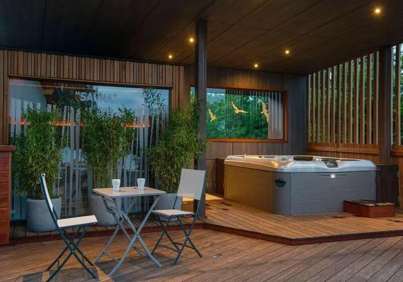 ホテル Hostellerie Du Peiffeschof The Originals Relais