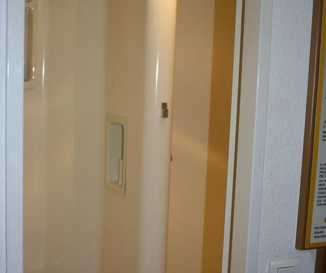 فندق Hôtel Quick Palace Valence Nord