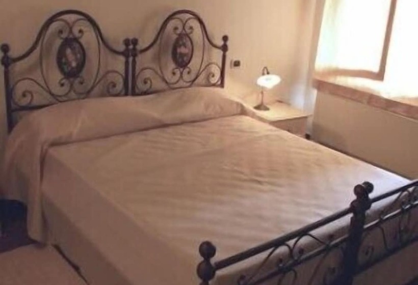 ホテル Il Dito E La Luna