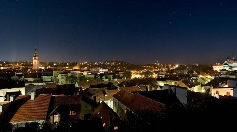 Szálloda Joseph 1699