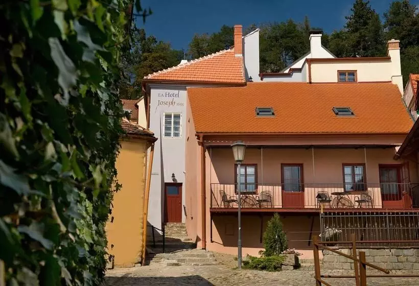 Szálloda Joseph 1699