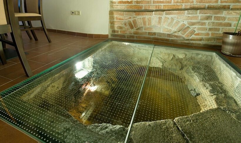 Szálloda Joseph 1699