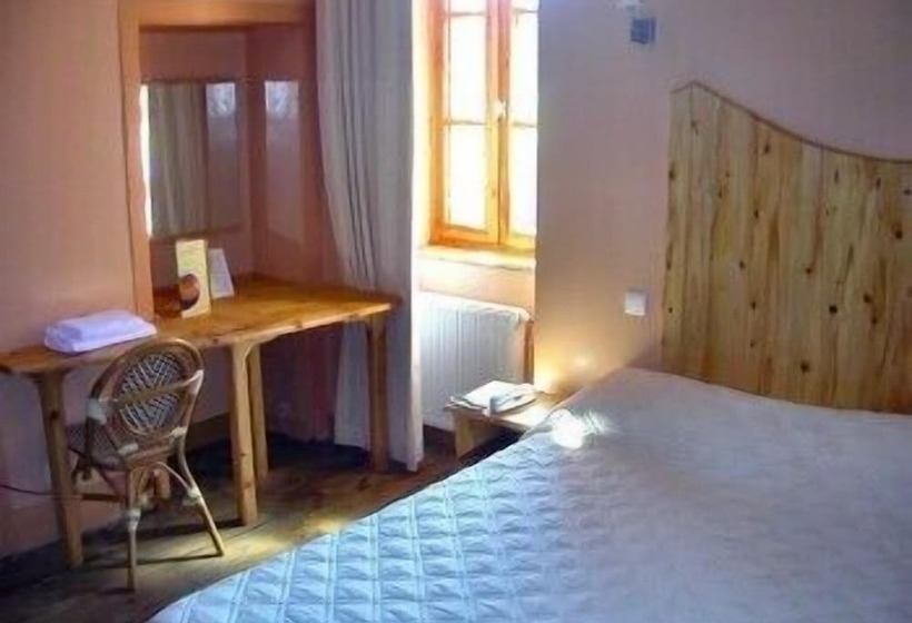 בית מלון כפרי La Météorite