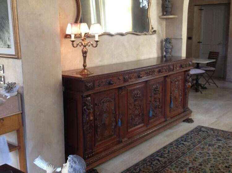 هتل La Petite Maison