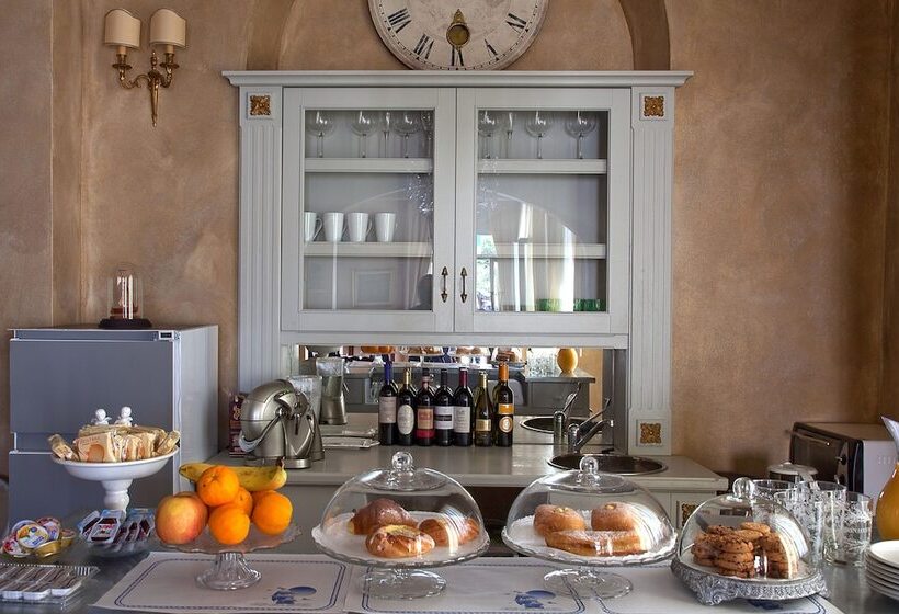 هتل La Petite Maison