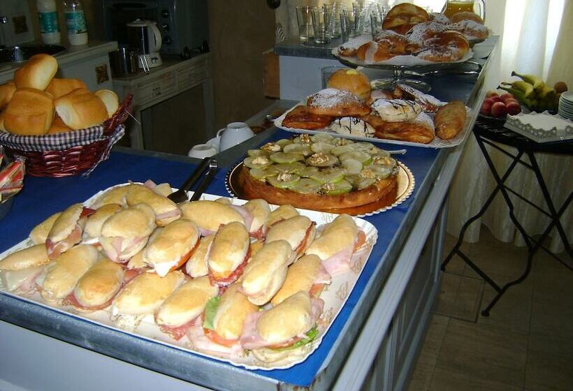 هتل La Petite Maison