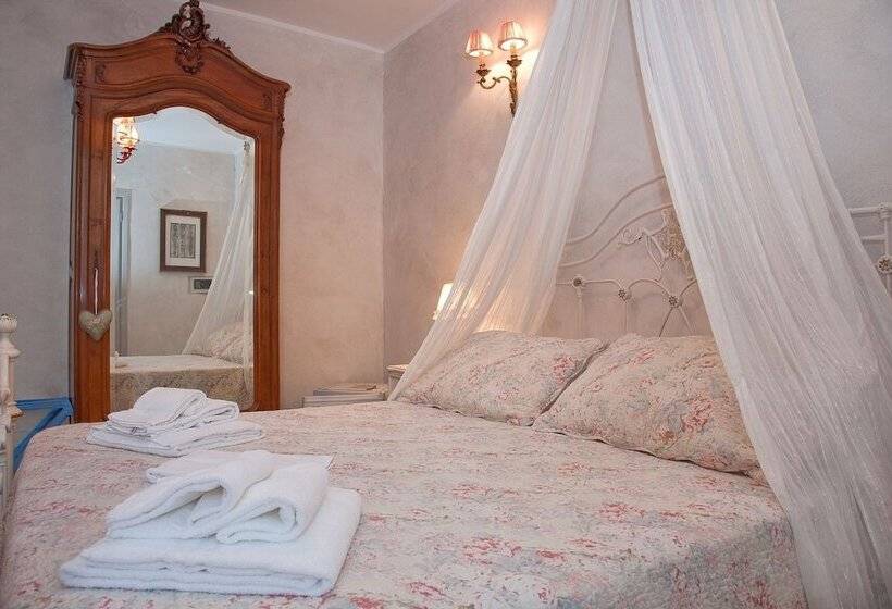 هتل La Petite Maison