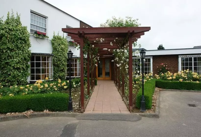 ホテル Oaklands Lodge