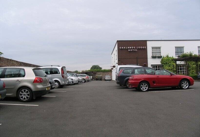 호텔 Oaklands Lodge