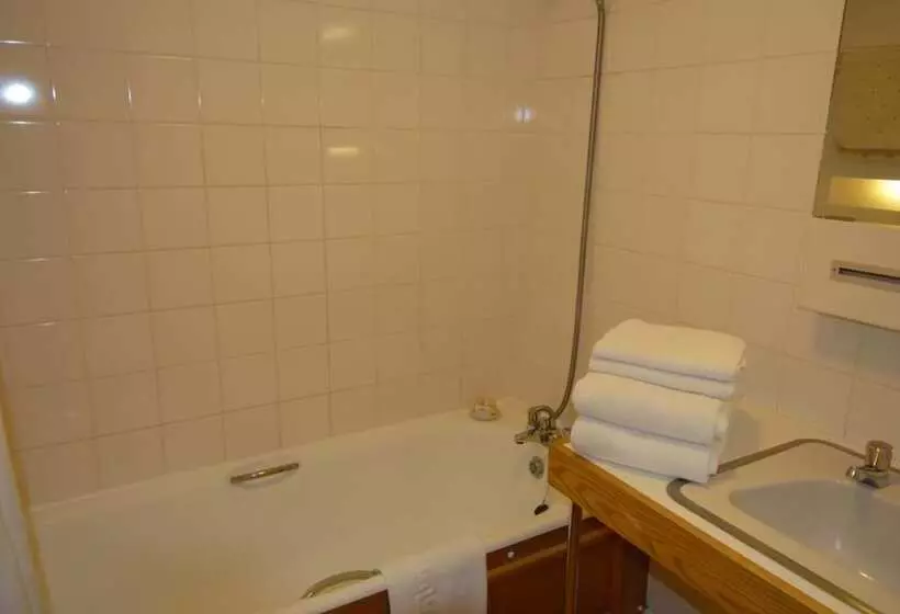 ホテル Oaklands Lodge