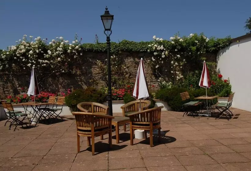 ホテル Oaklands Lodge