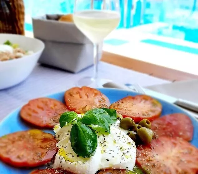 호텔 & Wellness Fra I Pini