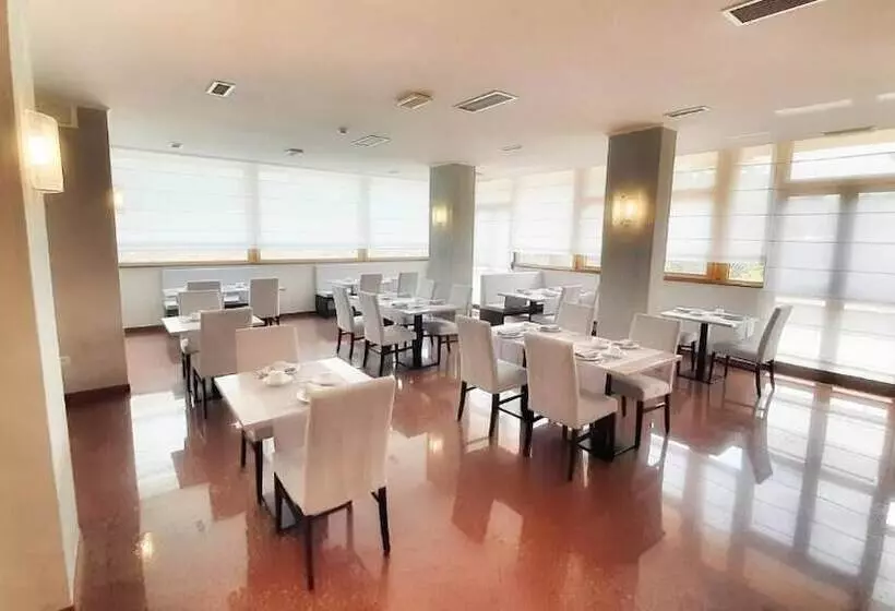 호텔 & Wellness Fra I Pini