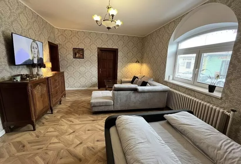 酒店 Zámoček Staré časy