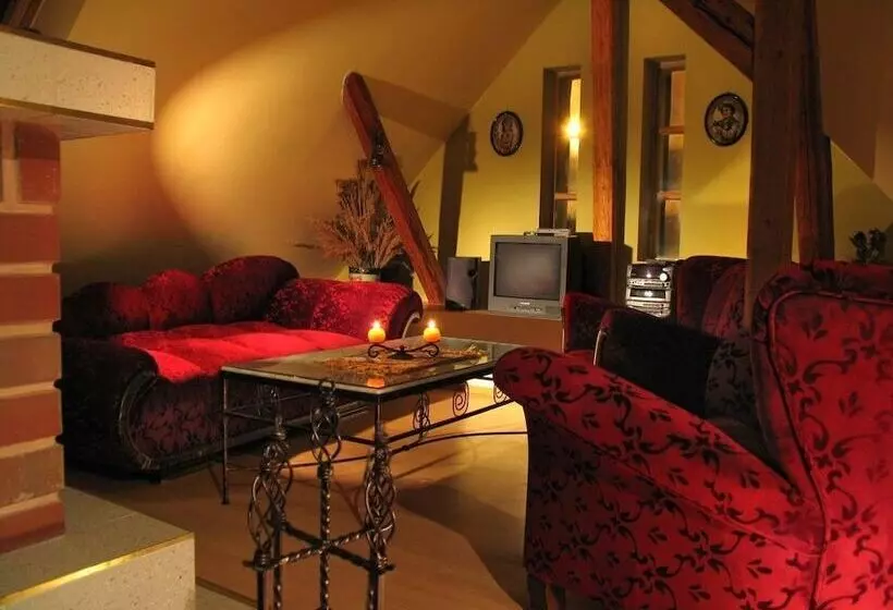 酒店 Zámoček Staré časy