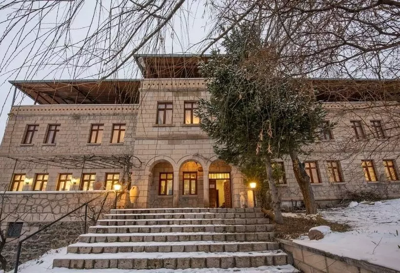 Kapadokya Stonelake Hotel