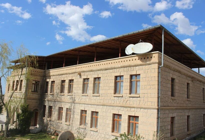 Kapadokya Stonelake Hotel