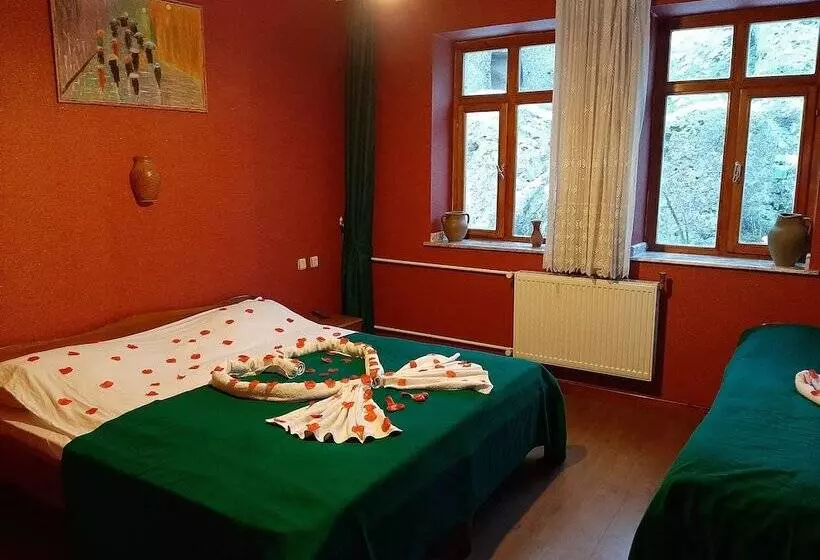 Kapadokya Stonelake Hotel