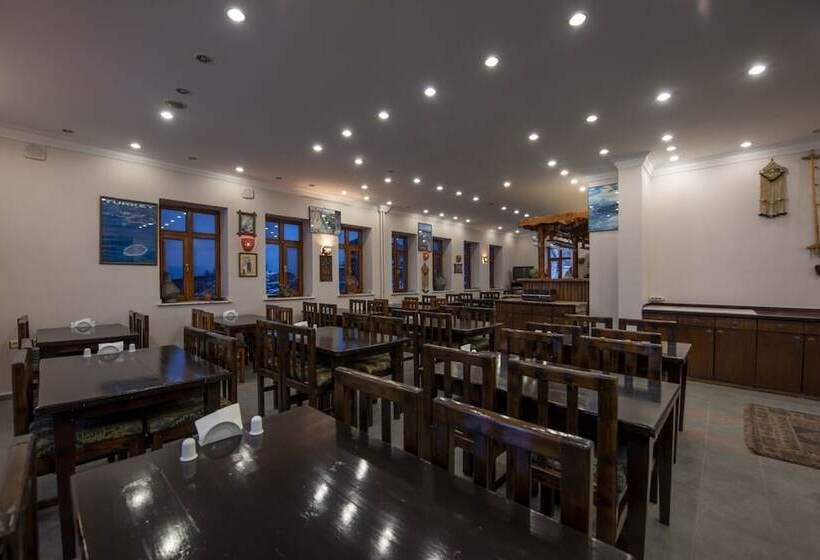 Kapadokya Stonelake Hotel