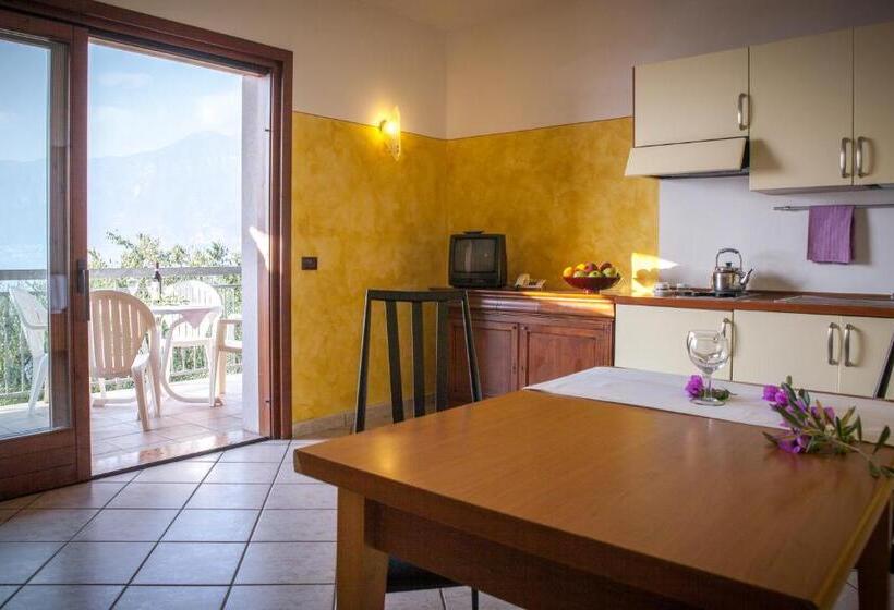 דירת נופש Taki Village