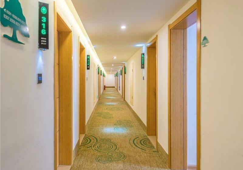 Hotel Greentree Inn Lijiang Old City Dashuiche Branch