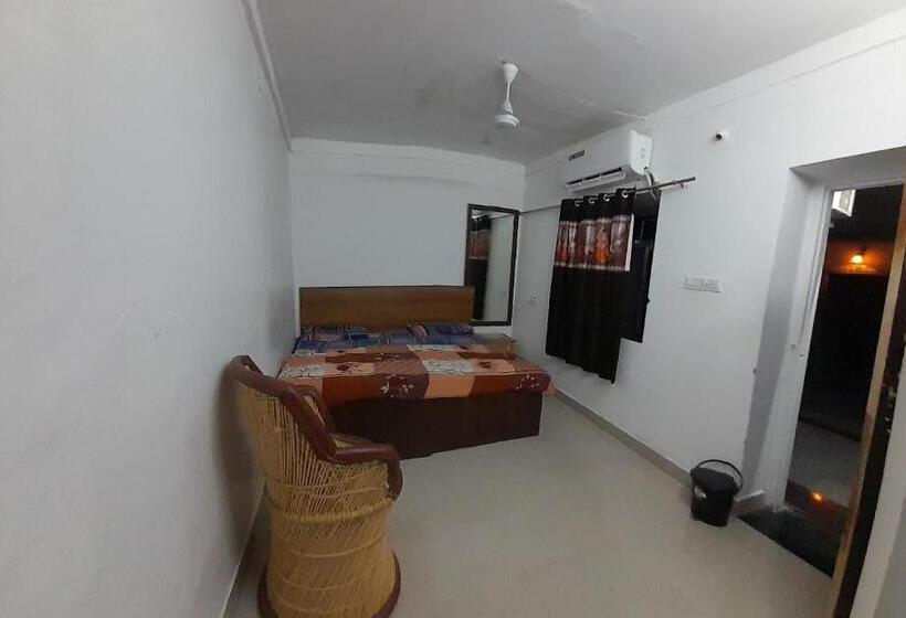 Hotel Shankar Palace