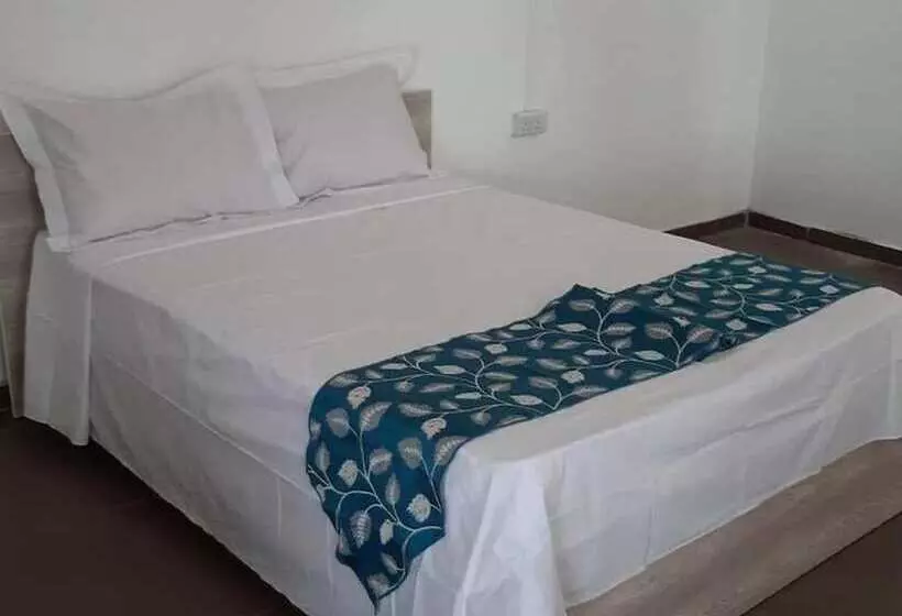 تختخواب و صبحانه A Room For Two People At Palais Authentic