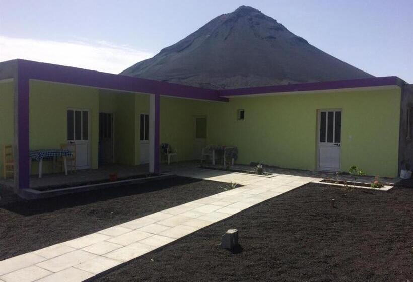 پانسیون Casa Helena