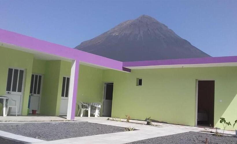 پانسیون Casa Helena