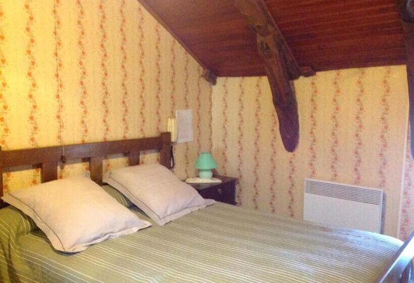 فندق Auberge Du Meygal