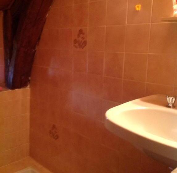 فندق Auberge Du Meygal